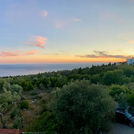 Hotel Dhimitri